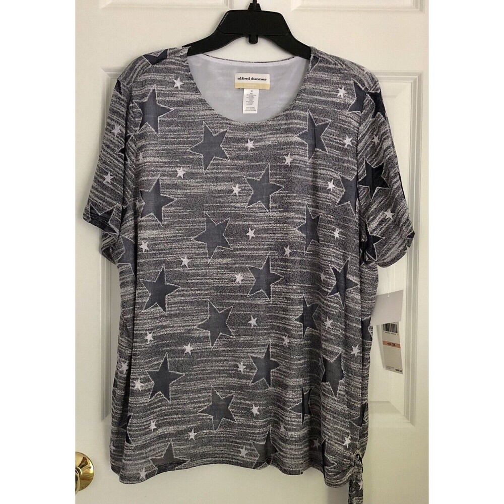ALFRED DUNNER WOMEN'S TOP BLUE/WHITE STARTS PULLOVER SHORT SLEEVE ALL AMERICAN83